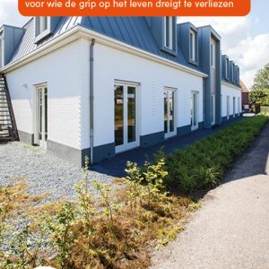 25 Folders Careyn Torenhoeve 'Wonen met zorg'